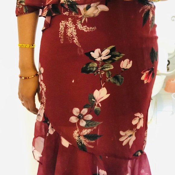 Dress - Picture 3 of 4